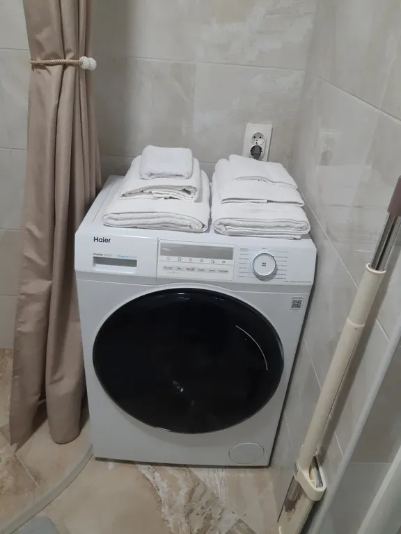 Уютная квартира с видом на горы и озеро Каракель