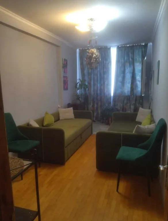 Уютная квартира в центре города Пицунды