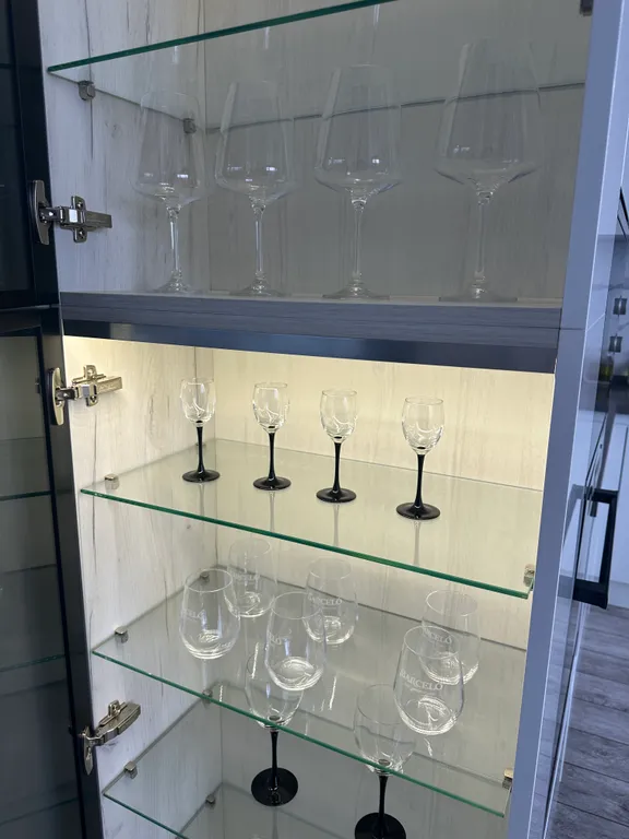 Уникальная квартира с панорамными окнами в центре Волгограда