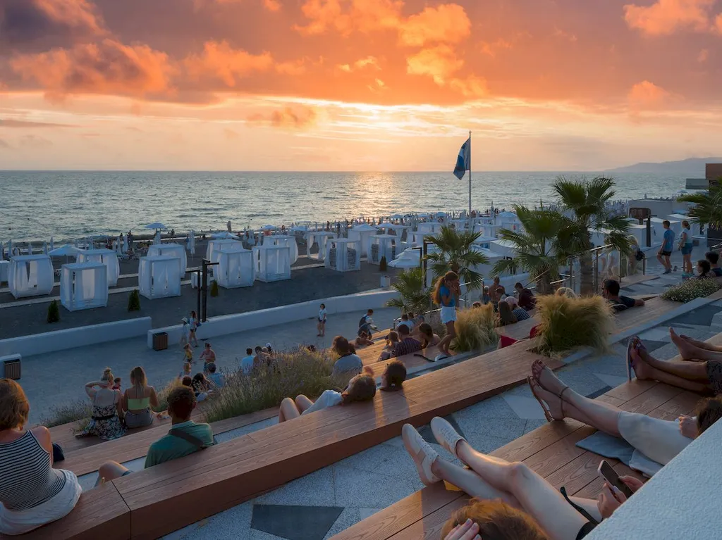 Квартира Квартира с спальней на одной из главных улиц Сочи — Сочи