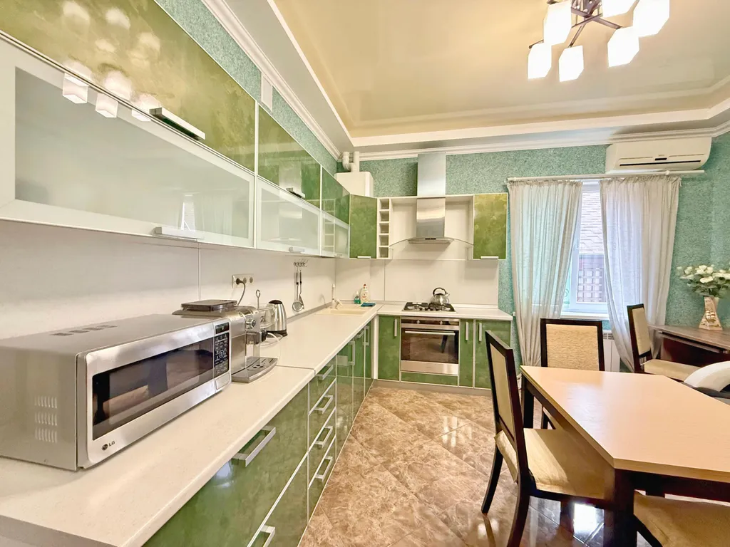 3-комн. квартира в Клубном доме на Садовой