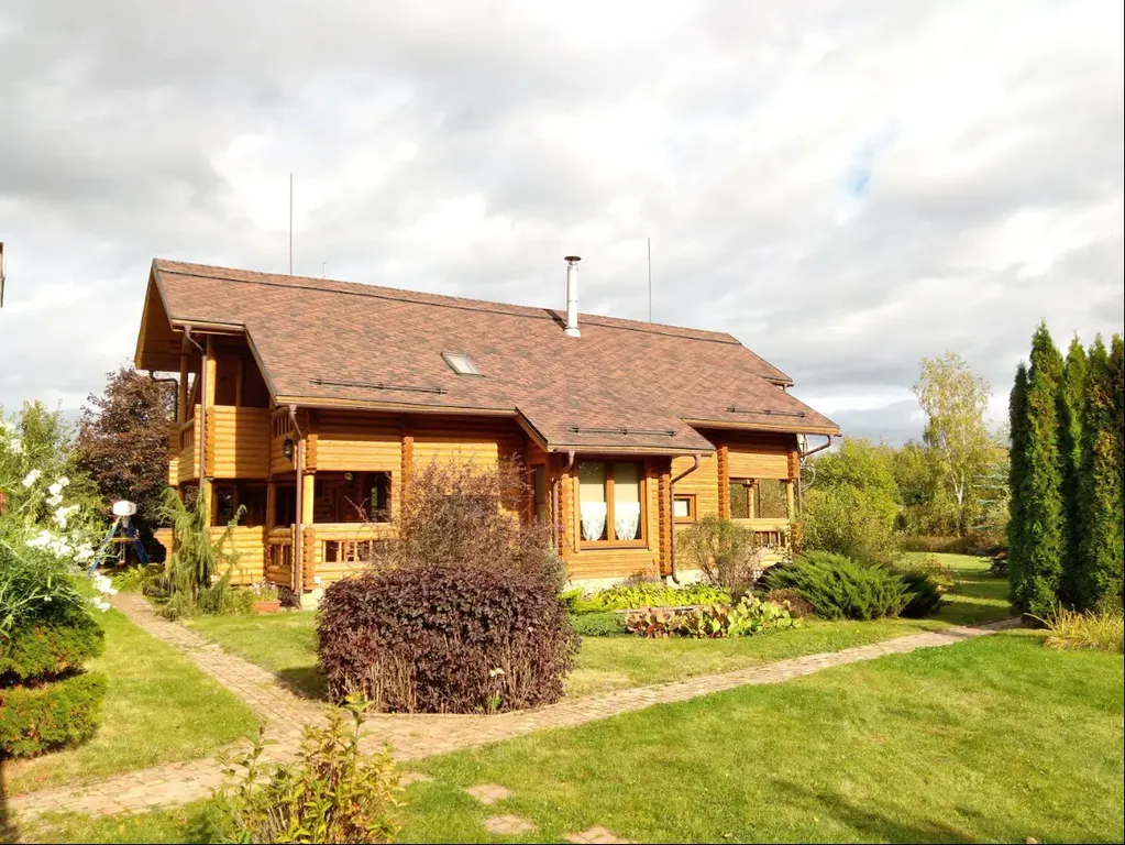 Шале на реке Москва бассейн, корт, сауна и камин