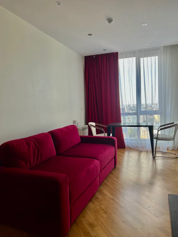 4-комнатная Квартира