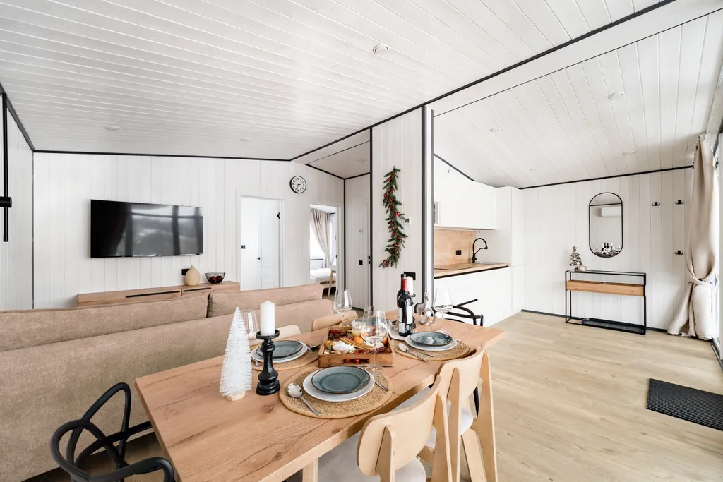 Семейный коттедж с 2 спальнями и мангальной зоной — аренда посуточно в Троицк