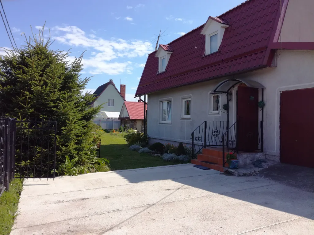 4-комнатный Дом