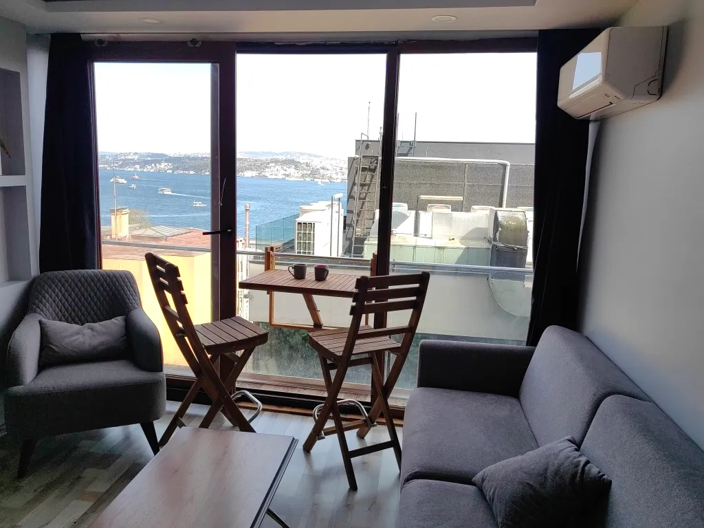 Квартира İstanbul boğaz manzaralı teraslı stüdyo daire — аренда посуточно в Стамбул