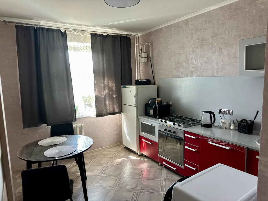 Квартира Большая однушка Возле Орловского кольца — аренда посуточно в Набережные Челны