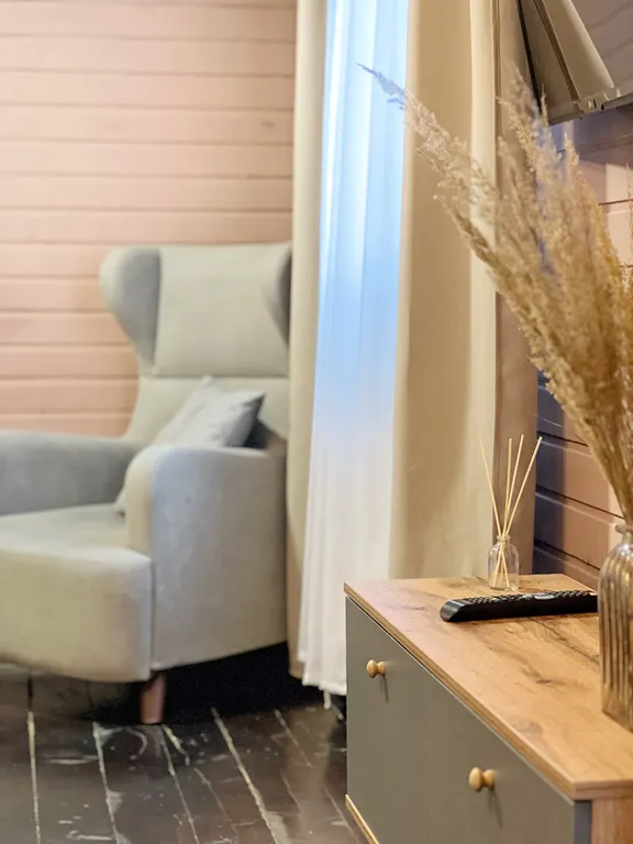 Коттедж Уединенный теплый дом без соседей с сауной, джакузи и бассейном — Луховицы