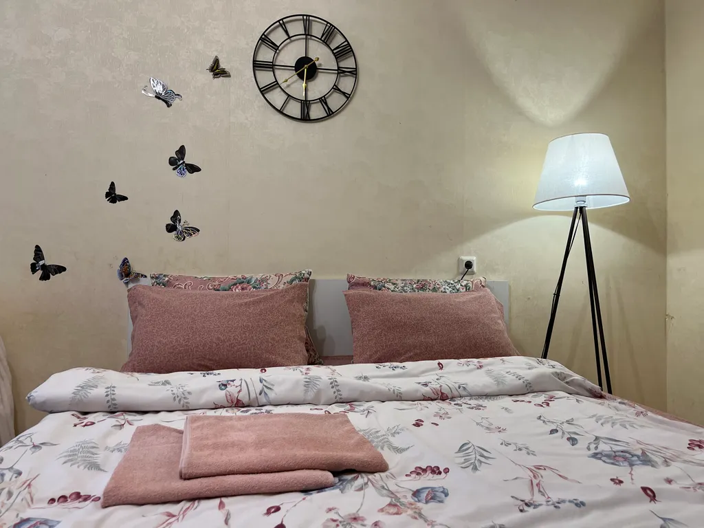 Напротив Ледового Дворца