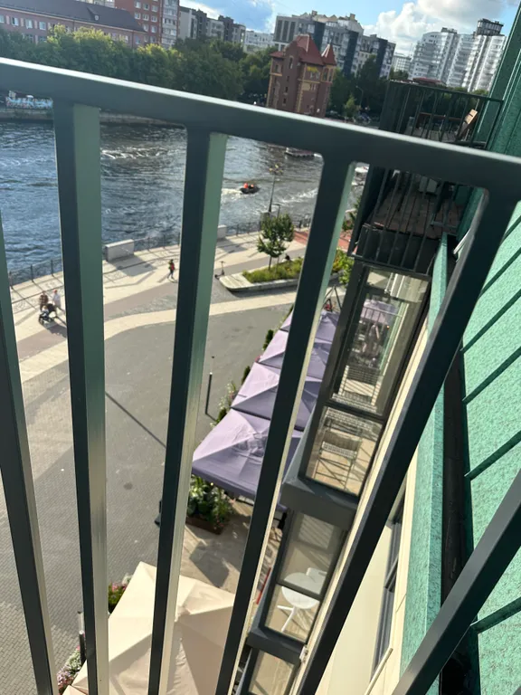 Евродвушка в Рыбной деревне, остров Канта