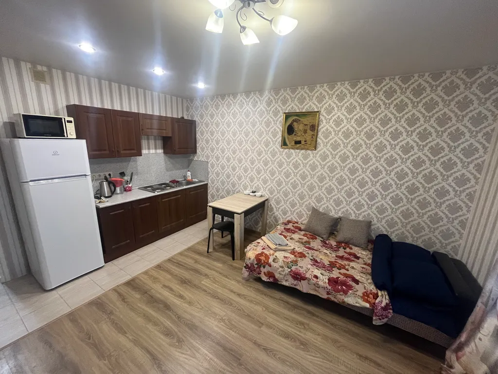 Квартира однокомнатная студия возле Аэропорта