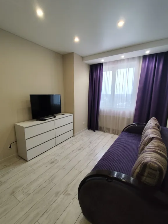 Видовая двушка с дорогим ремонтом и эксклюзивной мебелью