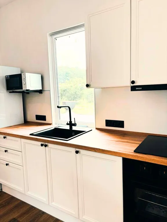 Дом с бассейном