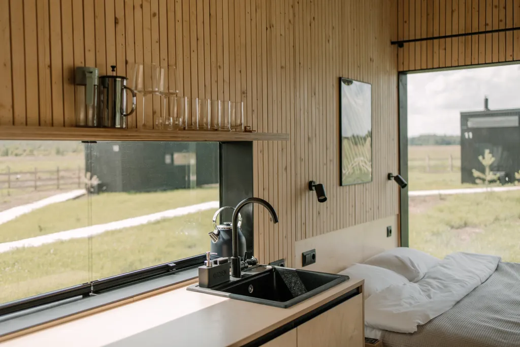 Глэмпинг - Панорамные дома на ферме Nomad Houses