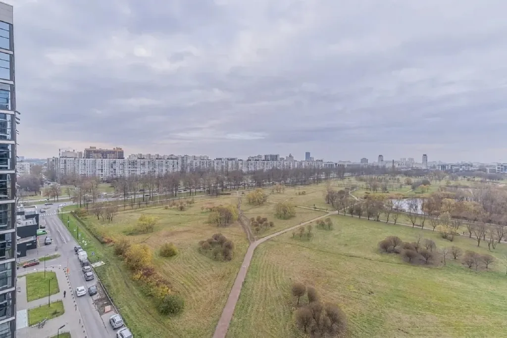 Квартира с видом на парк и купола