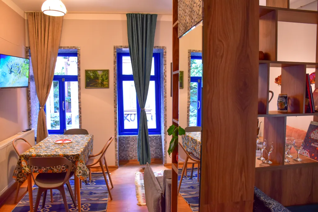 Дом Библиотекаря с Балконом