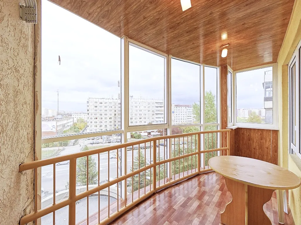 Апартаменты Vip Classic с джакузи и панорамным балконом