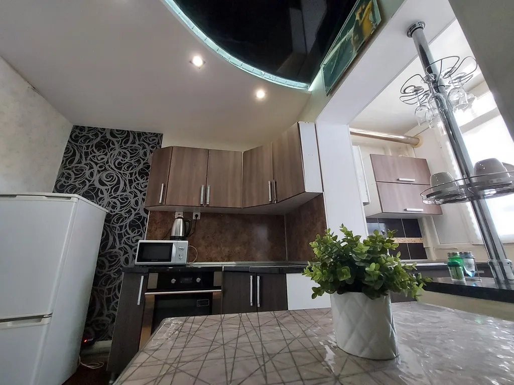 Квартира Просторные апартаменты — Элиста