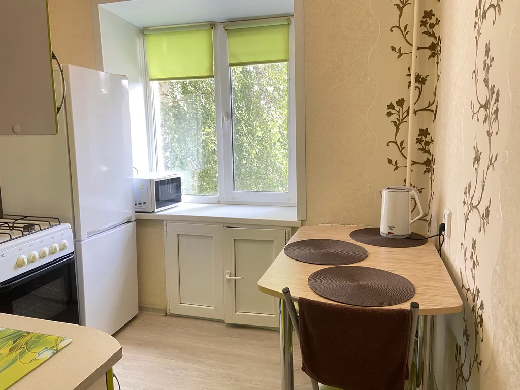 Уютная, светлая двухкомнатная квартира на третьем этаже