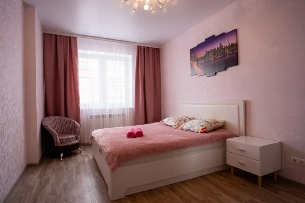 Квартира Апартаменты трехкомнатные в центральном районе города — аренда посуточно в Тула