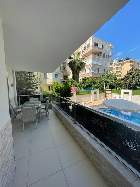 Квартира в центре со своим бассейном у пляжа Клеопатра