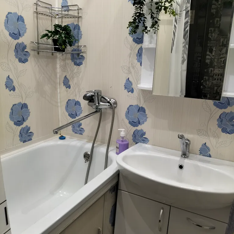 Комфортная квартира рядом с набережной