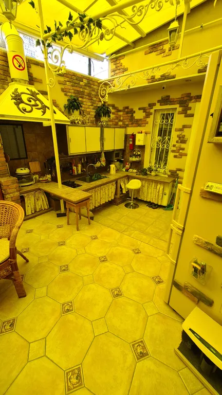 Уютная комната в центре, море - 600 метров