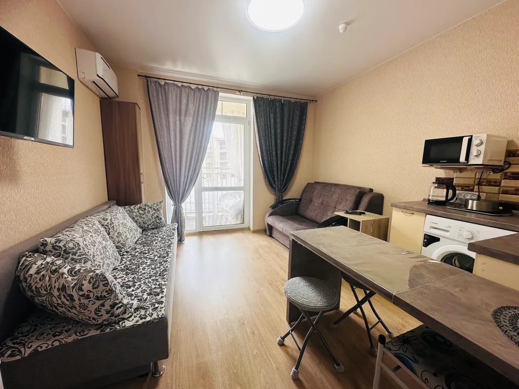 Квартира-студия в Холидей Хаус — аренда посуточно в Сукко