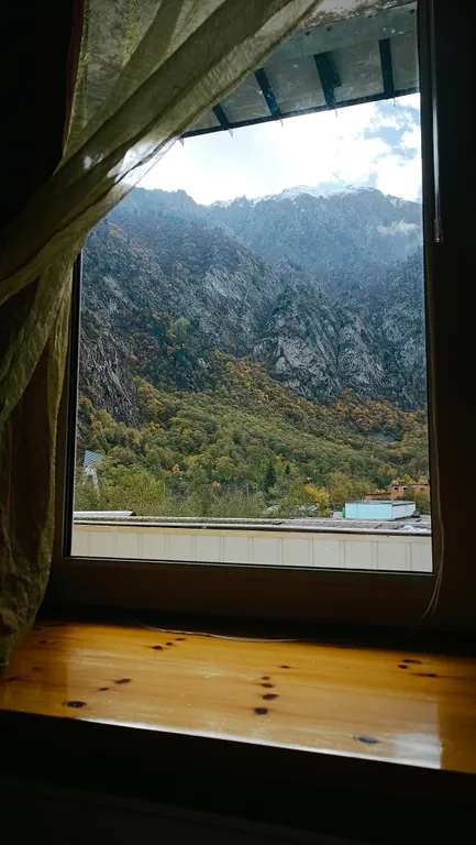 Уютная квартира с видом на горы