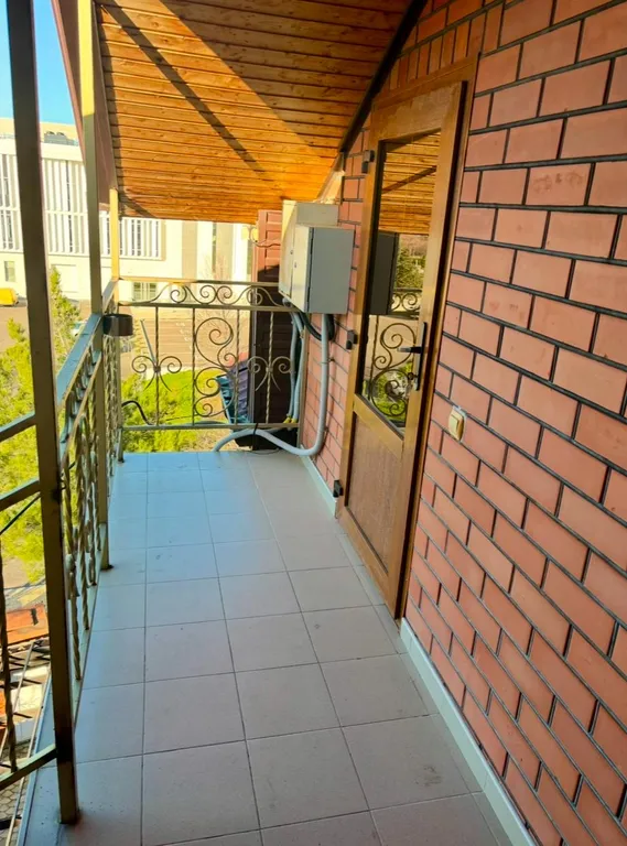 4-комнатная Квартира