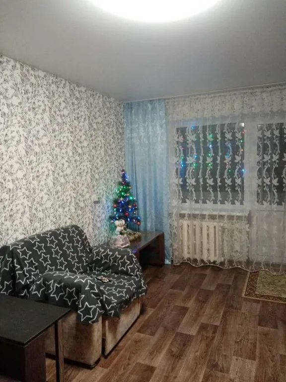 Благоустроенная двухкомнатная квартира