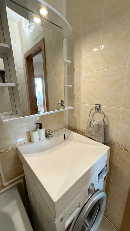 Уютная двухкомнатная квартира с шикарным видом с 24 этажа