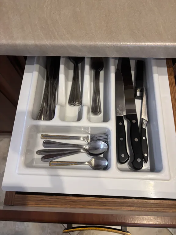 Великолепная квартира-студия в центре  возле реки