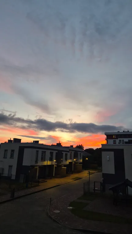 Уютная стильная квартира в тихом районе рядом с центром и морем