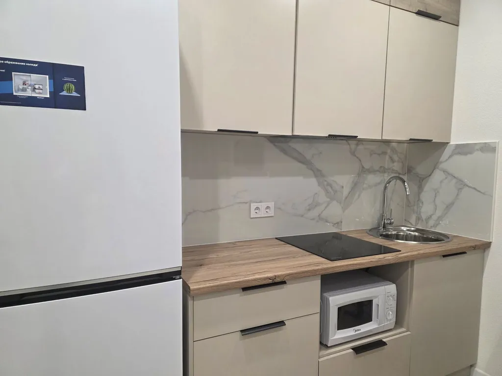 Студия рядом со "звёздoчкой"