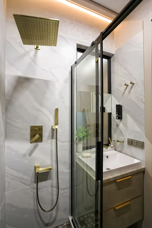 Дизайнерская студия с террасой с видом на море и свой пляж