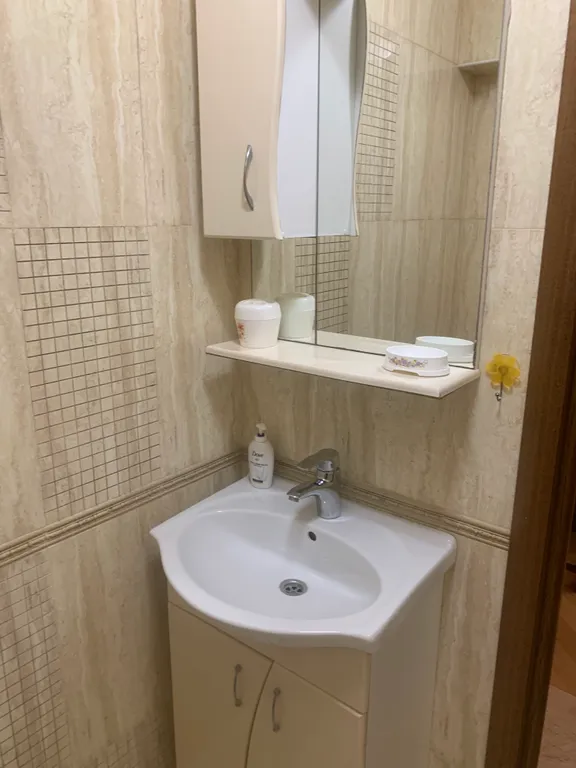 Уютная двухкомнатная квартира со своим закрытым двориком