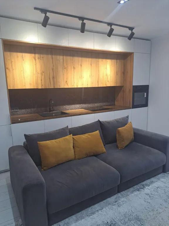 2-комнатная элитная квартира в центре города