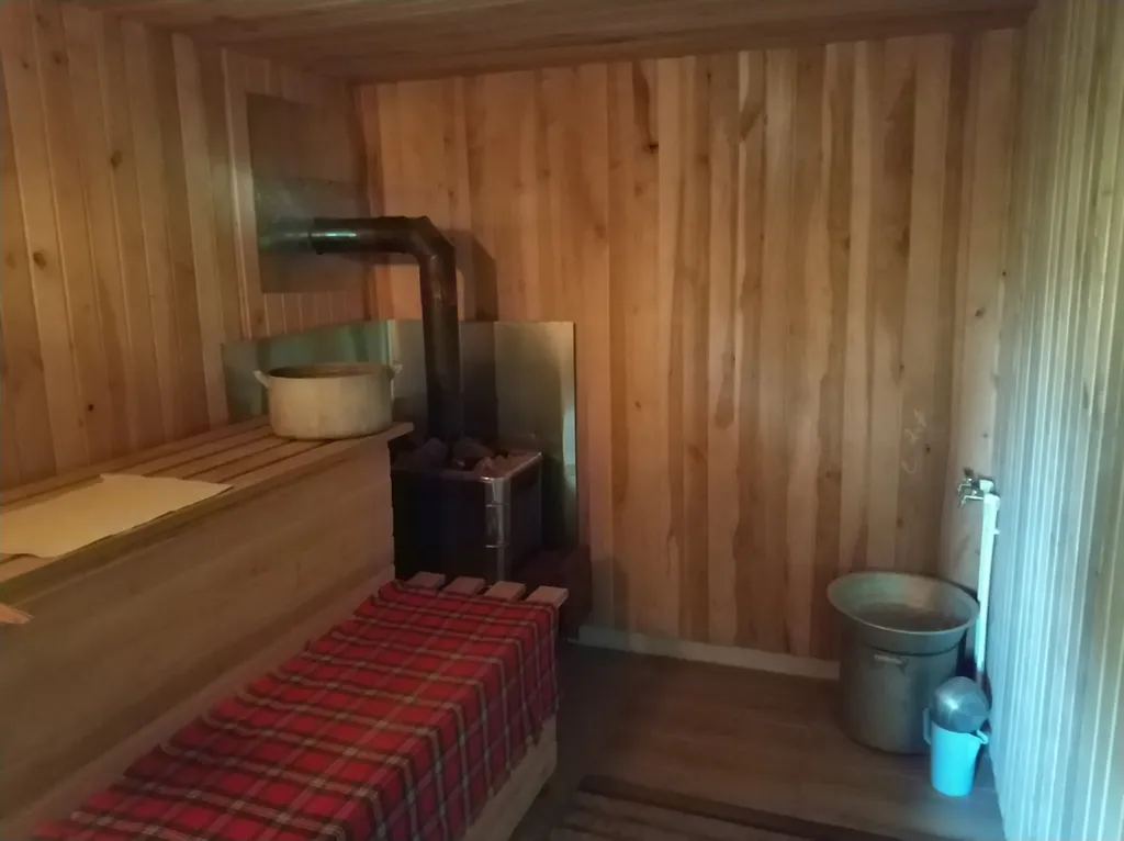 Коттедж Уютный домик в тихом месте с банькой — Пионерский