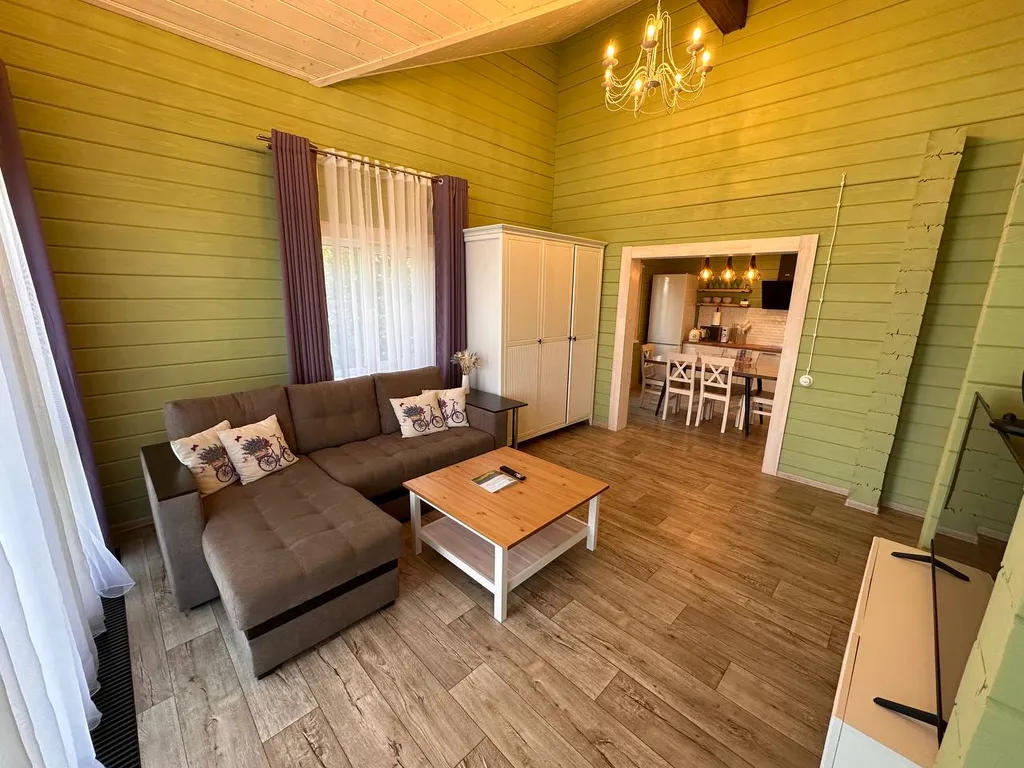 Тёплый коттедж на первой береговой линии