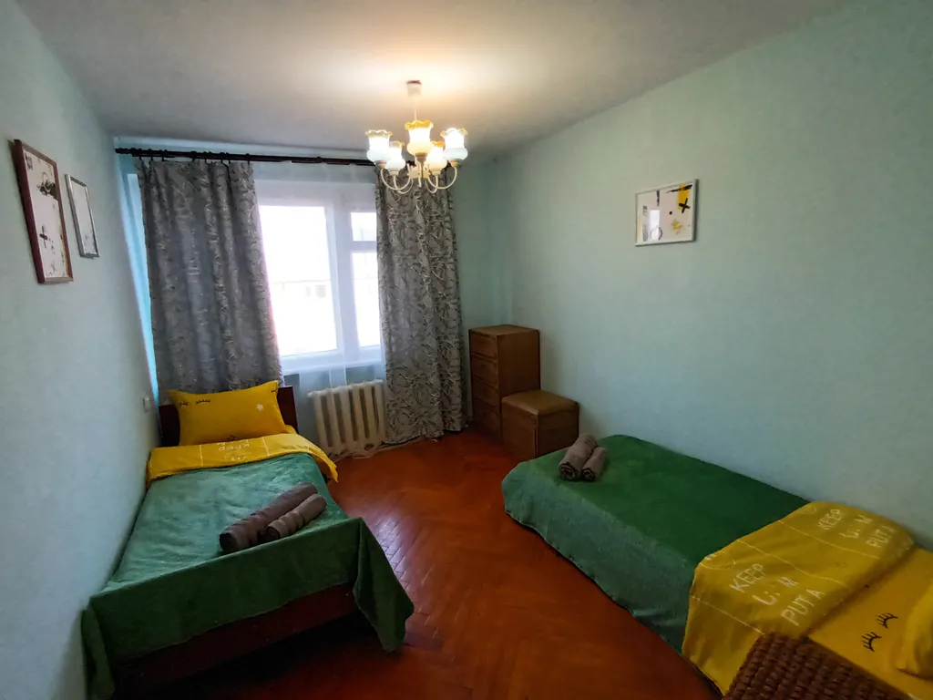 Просторная трехкомнатная квартира (7 гостей 6 спальных мест)