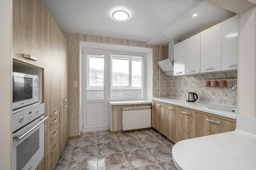 Апартаменты Ladgorna четырехкомнатные возле ТЦ Галерея