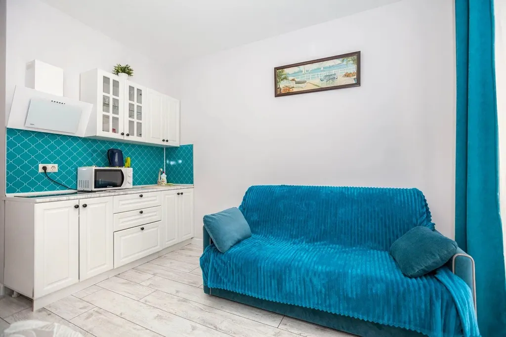 Квартира Квартира Студия у моря с теплым бассейном — Сириус