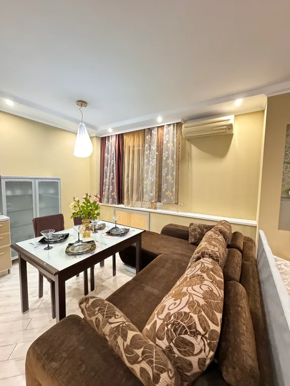 Уютная квартира у ТЦ Столица