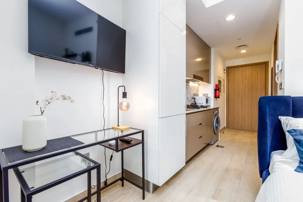 Уютная квартира Азизи-Ривьера 1-311