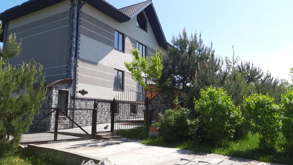 Квартира в частном доме