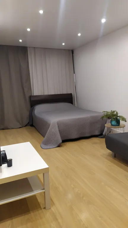 Студия возле Театра оперы и балета