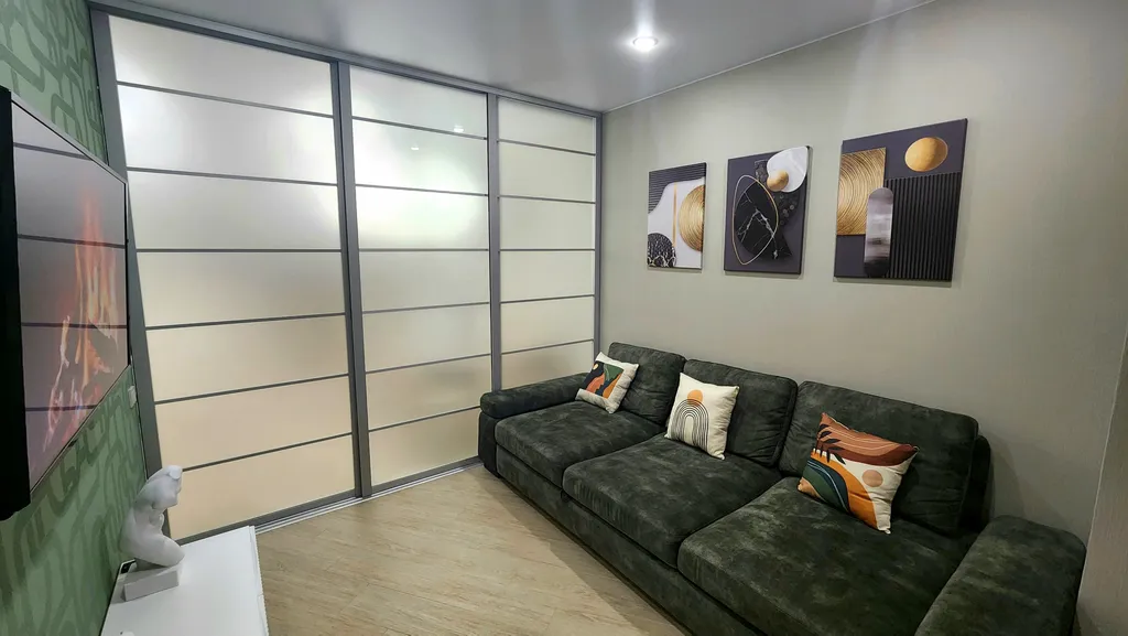 Просторная видовая трёхкомнатная квартира в приморском парке