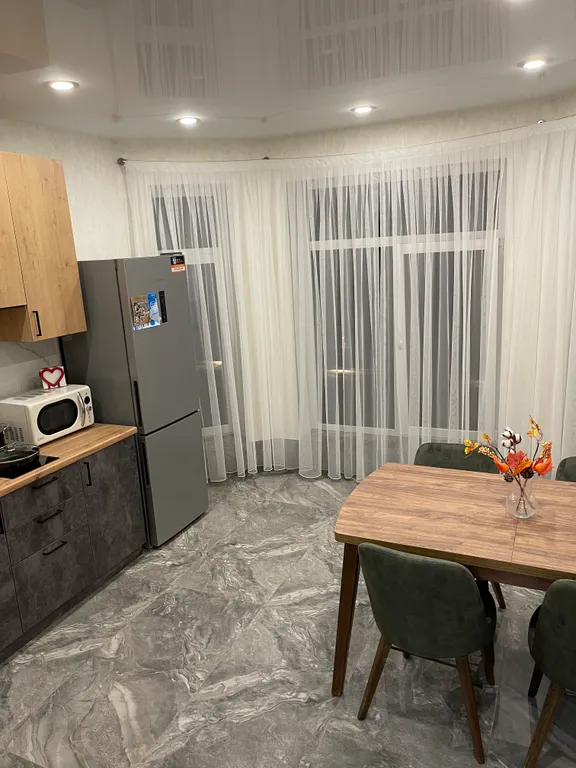 Апартамент с видом на горы