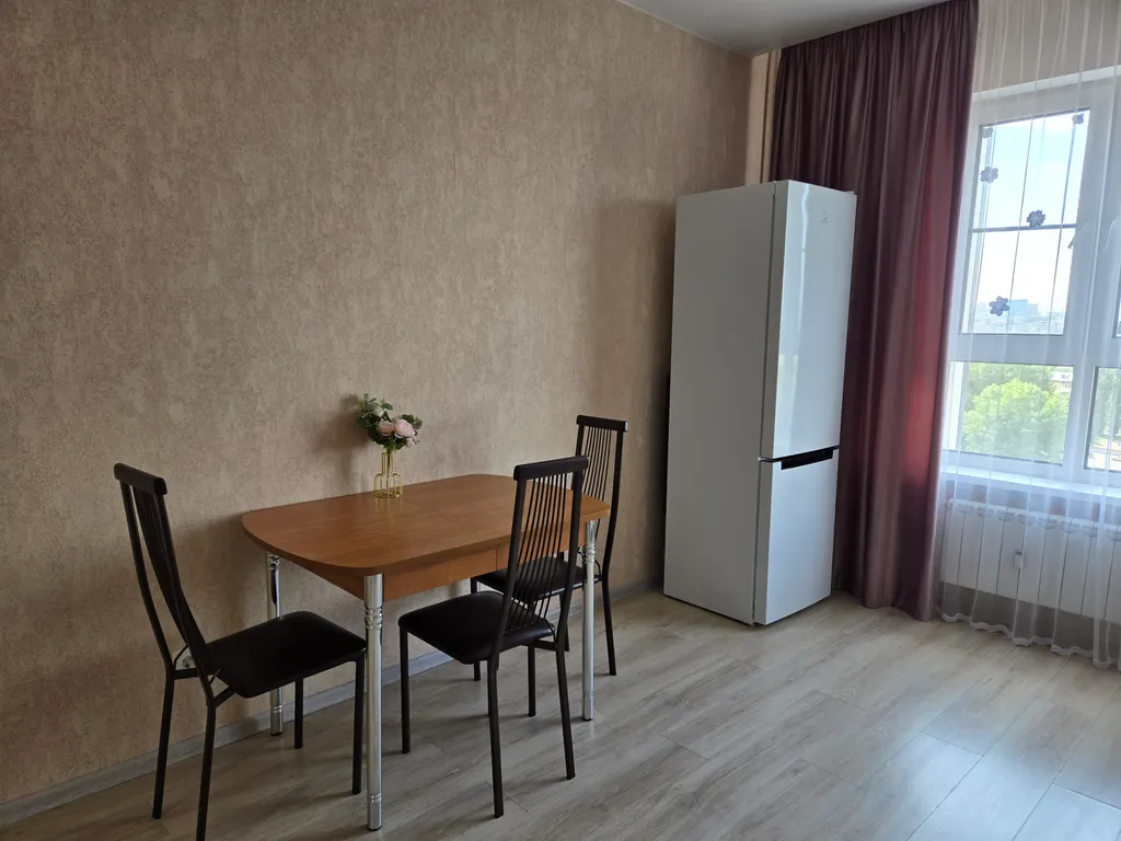 Большая квартира на Ленинградской